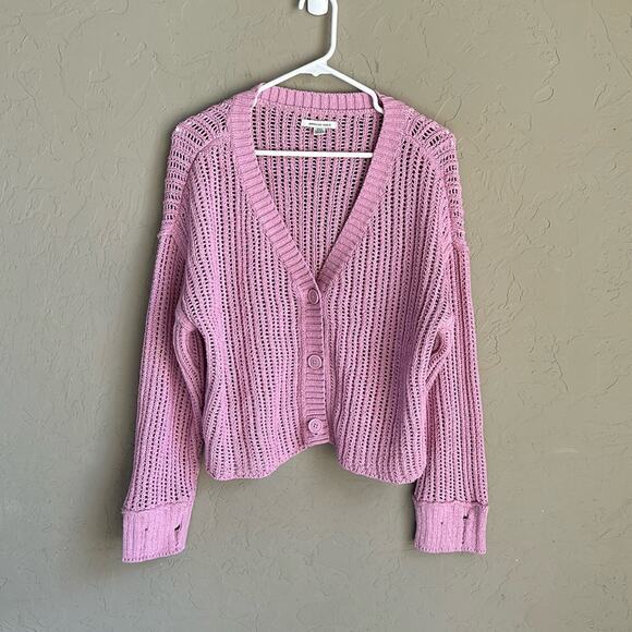 American Eagle Outfitters Sweaters - American Eagle pink chunky knit‎ from button oversized sweater size medium